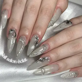 ネイル éclat ⸝꙳.⋆ 栄｜久屋大通のネイルデザイン