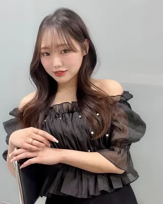 カラー 韓国風🇰🇷華やか ヘア🫧上野BABYのヘアスタイル