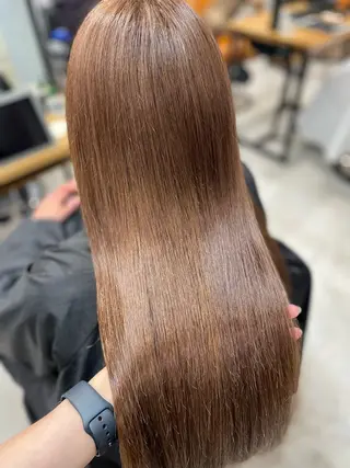 カラー 中原 栞奈のヘアスタイル