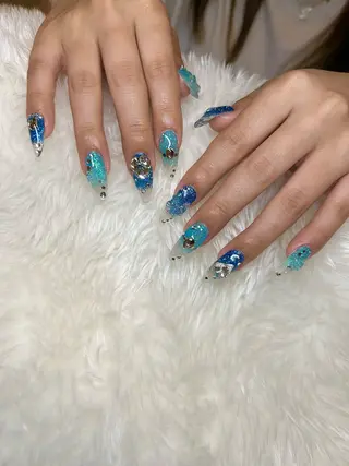 ネイル Merci KIRINのネイルデザイン