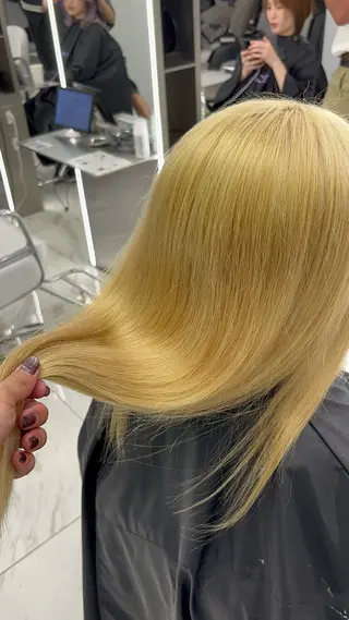 ロング カラー 透明感ミルクティー✨ 西澤 ジュンヤのヘアスタイル