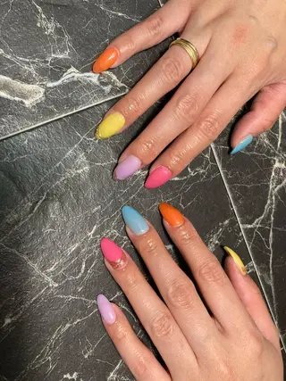 ミディアム ネイル ✴︎ Delightのネイルデザイン