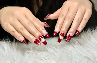 ネイル AMI NAIL 池袋所属・キム ハンのネイルデザイン