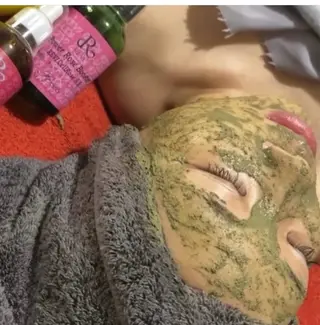 ニキビ毛穴専門店Beautysalon Luana所属・小林 まいのエステ・リラクイメージ