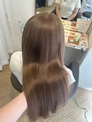 ロング カラー AVANCE.なかもず所属・砂野 真璃奈のヘアスタイル