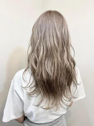 ロング カラー ブリーチ毛対応酸性 ストレート🌈サキのヘアスタイル