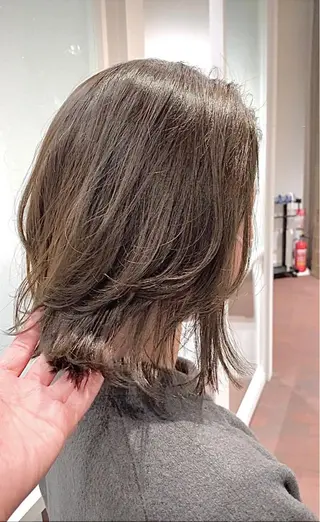 セミロング カラー ヘアアレンジ GO TODAY SHAiRE SALON 梅田店所属・赤み消しカラー/ボブ チャネリングカットのヘアスタイル