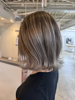 ミディアム fand / HINAのヘアスタイル