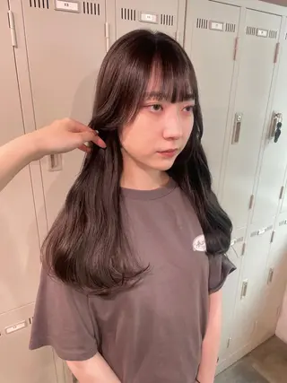 ロング カラー パーマ ヘアアレンジ メンズ キッズ ネイル マツエク・マツパ アイブロウ 透明感カラー・レイヤ ー🎀amika🎀のヘアスタイル