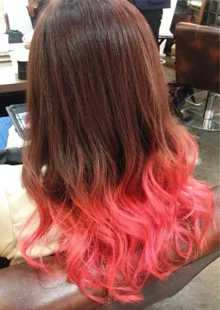 セミロング フェアリーテイル所属・吉田 典弘のヘアスタイル