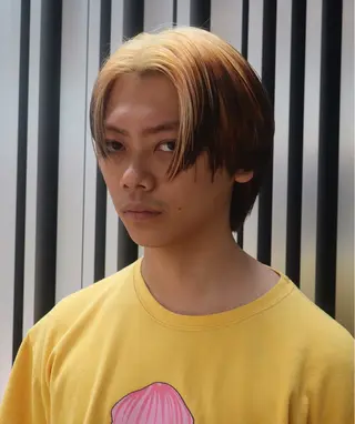 ショート メンズ レイヤーカット /ハイトーンchaoのヘアスタイル