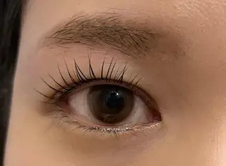 マツエク・マツパ yuuka REBEST心斎橋のマツエク・マツパデザイン