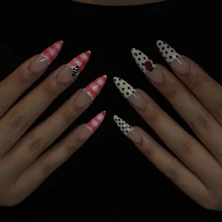 ネイル 渡邉 莉莉惟のネイルデザイン