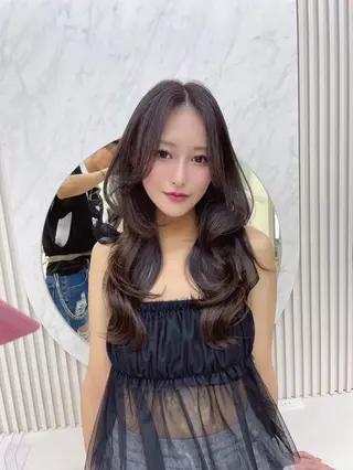 ロング 顔周り/透明感カラー /韓国ヘア/TAKUのヘアスタイル