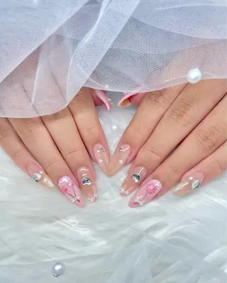 ネイル private salon fee所属・nail salon feeゆりかのネイルデザイン