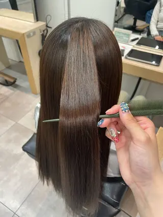 ロング パーマ 透明感カラー×ヘア アレンジ🪽しおりのヘアスタイル