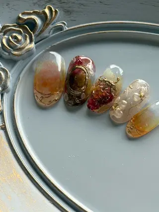 ネイル FIORITURA Maikoのネイルデザイン