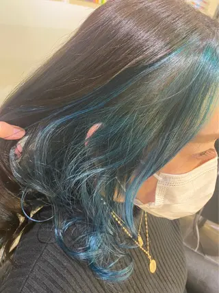 カラー 🩵オカダ サヤカ🩵のヘアスタイル