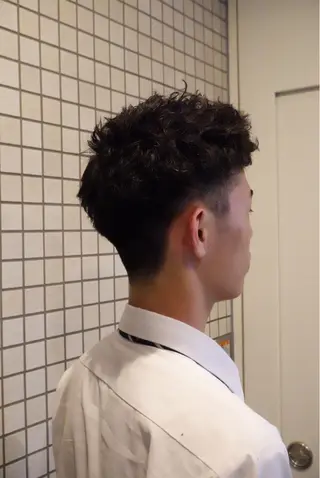 メンズ leo/ロング／ レイヤーカット⛈️のヘアスタイル