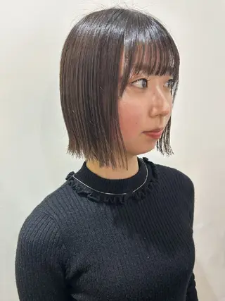 ショート 🐝 朝ラク・扱いや すいボブ／専門🐝のヘアスタイル