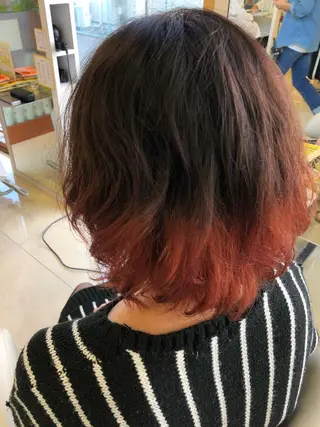 カラー 牧野 佳樹のヘアスタイル