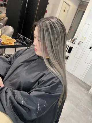 ロング カラー ROBIN所属・指名数No.1 /NAOYAのヘアスタイル