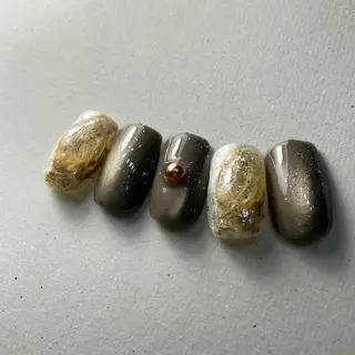 ネイル Legit nail salonのネイルデザイン