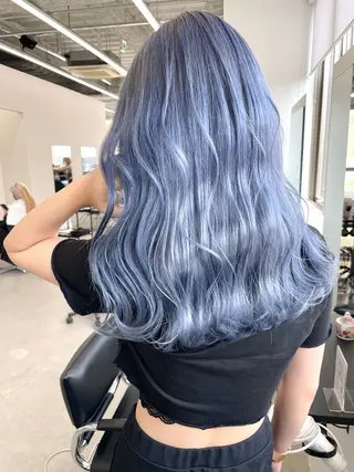 ロング カラー 黒田 真美のヘアスタイル