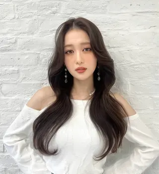 ロング 映える顔まわり/前髪 特化 💗 ユキマのヘアスタイル