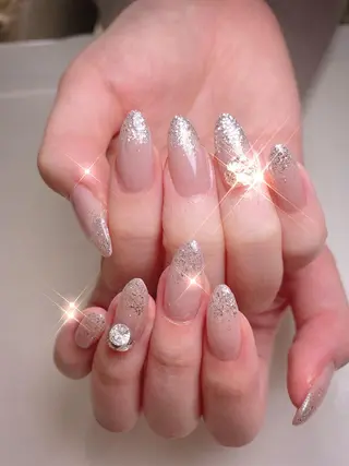 ネイル JINI NAIL所属・ジニ ネイルのネイルデザイン