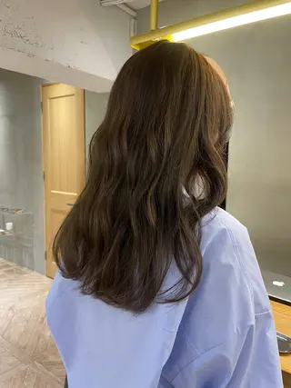 カラー 透明感🎀LOREN エリコ🌈のヘアスタイル