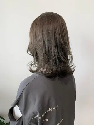 ミディアム カラー 【艶カラー】 STYLE 和泉俊希のヘアスタイル