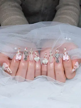 ネイル Julli NailStudioのネイルデザイン