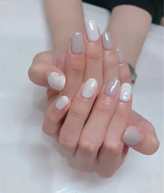 ネイル 指名支持率NO.1 スタイリストのヘアスタイル