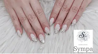 ネイル Sympa 𝓜iwako🐰ᩚのネイルデザイン