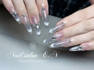 ネイル E.N🦋 長さ出し/持ち込みのネイルデザイン