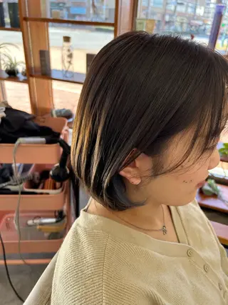 カラー elmo.所属・木庭 愛莉のヘアスタイル