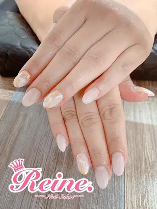 ネイル Nailsalon Reine所属・玉栄 伶奈のネイルデザイン