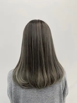 セミロング カラー 【公式】amble luxe池袋東口🩷のヘアスタイル