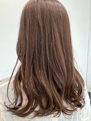 ロング 上原 由起子のヘアスタイル
