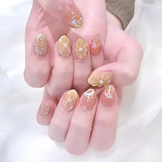 ネイル Kanon 🤍のネイルデザイン