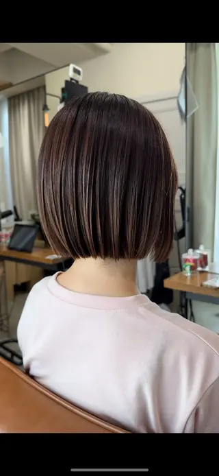 ショート i.+omotesando所属・🎀艶カラー￤髪質 改善🎀ayane♥のヘアスタイル