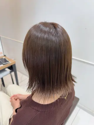 ミディアム 八木 菜美のヘアスタイル