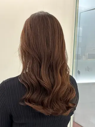 ロング パーマ コテ巻き風パーマ 藤澤　知彌のヘアスタイル