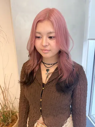 セミロング 渋谷ハイトーン/ デザインカラー阿部のヘアスタイル