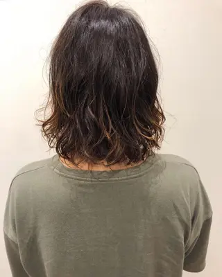 ミディアム パーマ 石田 優菜のヘアスタイル