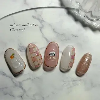 ネイル KOMINE TOMOKOのネイルデザイン