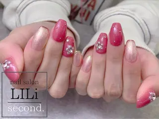 ネイル Sari ✳︎のネイルデザイン