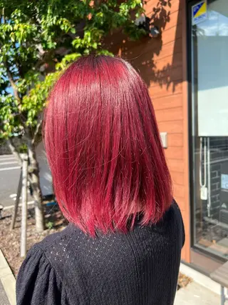 カラー 手塚 由佳のヘアスタイル