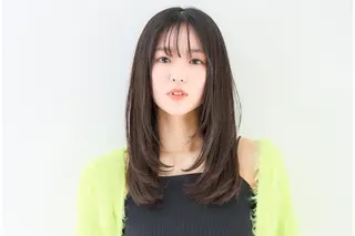 セミロング 髪質改善×似合わせ カット/issaのヘアスタイル